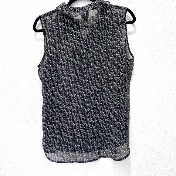 CAbi sing along Black and White Ruffled Blouse M - Picture 5 of 6